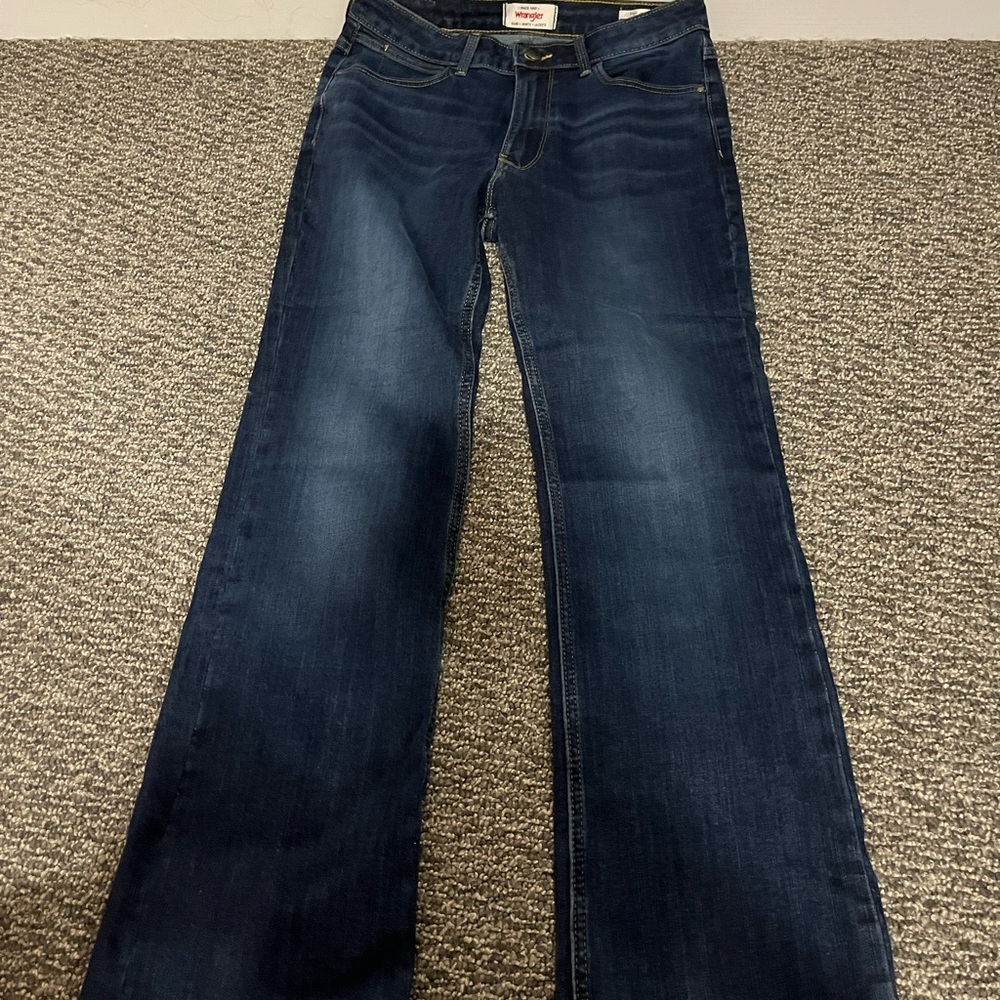 Wrangler womens High Rise Bold Boot Jeans, Stockton, 6W x 30L US Never Worn